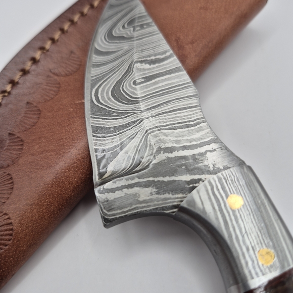 Handcrafted Damascus Steel Knife with Brown Handle - Picture 3 of 10